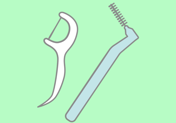 歯間ブラシとデンタルフロス